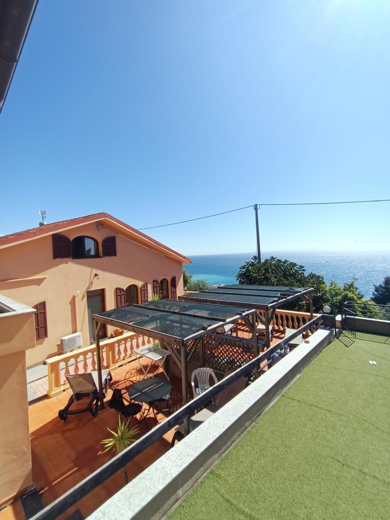 Appartamenti Villa Chiara インペリア エクステリア 写真